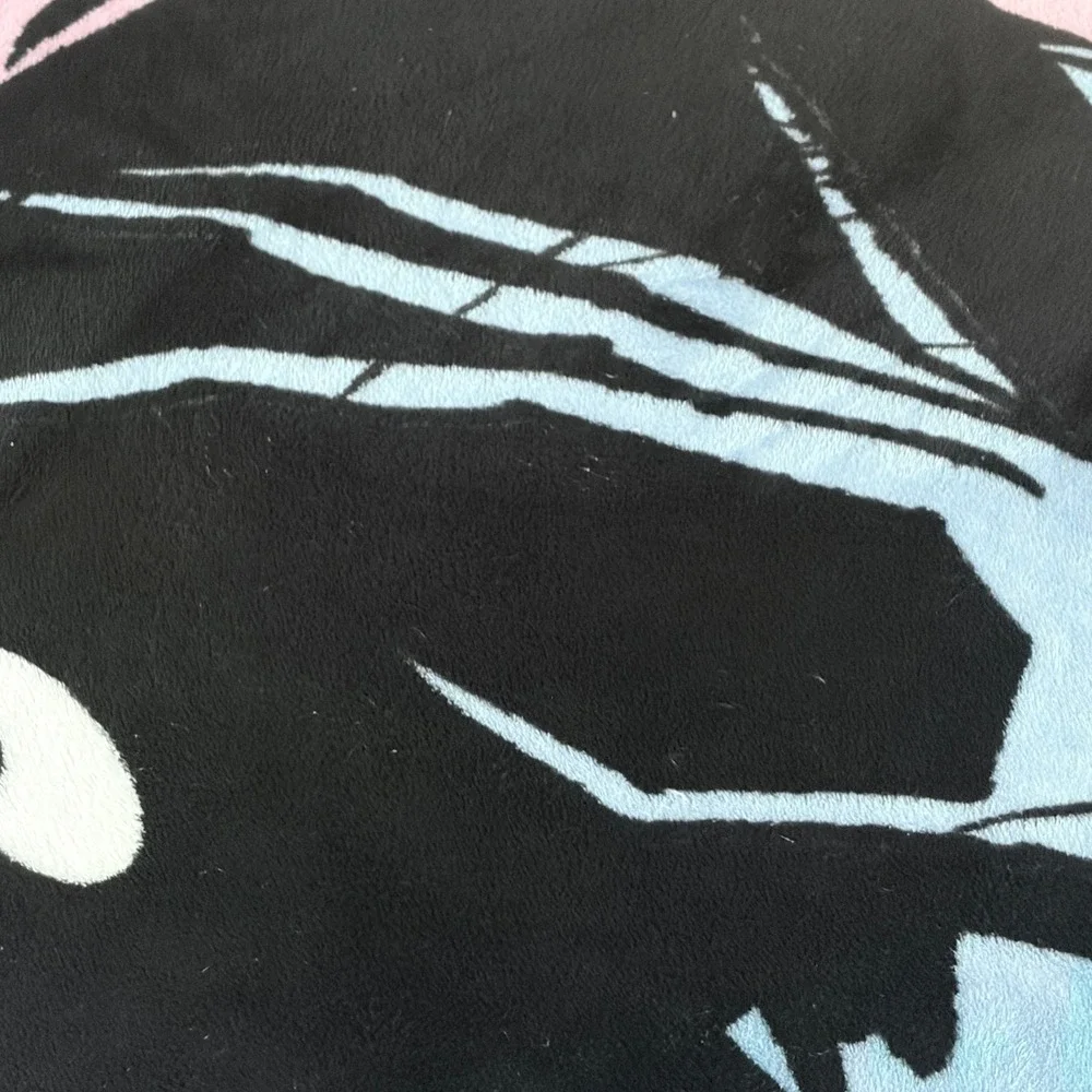 Coraline Profile Black Cat Mouse Fleece Throw‎ Blanket Pink Black Hot Topic